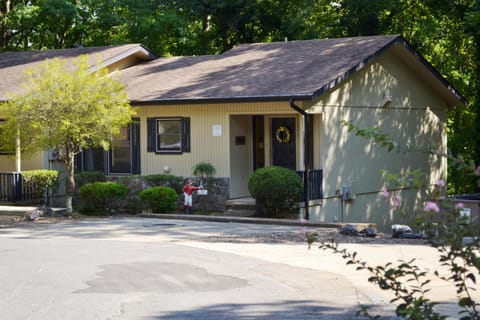 Property building, Street view
