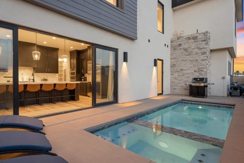 The Dugout home House in St George