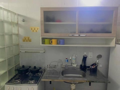 Kitchen or kitchenette, pet friendly, stove