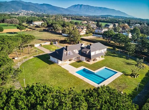 Bird's eye view, Mountain view, Swimming pool, Swimming pool