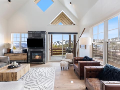 Saddle Ridge Townhome - Unit S1 House in Big Sky