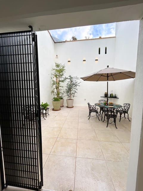 Garden, Balcony/Terrace