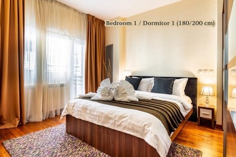 Bed, TV and multimedia, Balcony/Terrace, Bedroom, wardrobe