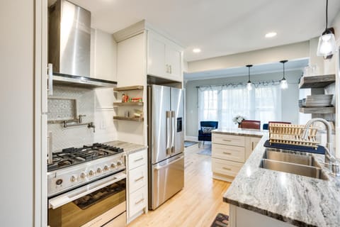 5 Mi to Mall of America South Minneapolis Home House in Minneapolis