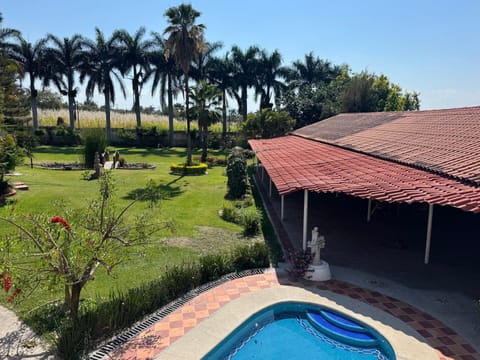 Balcony/Terrace, Garden view, Swimming pool, children, young children