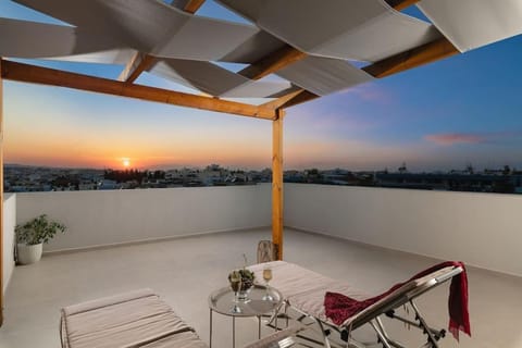 View (from property/room), Balcony/Terrace, Balcony/Terrace, Sunset, sunbed