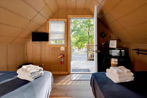 Rustic Cabin Getaway Cabin in Pigeon Forge