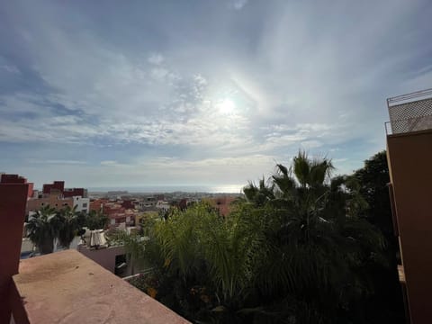 View (from property/room), Balcony/Terrace, City view, Sea view, Sunrise, Sunset