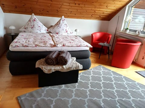 Seating area, Bedroom
