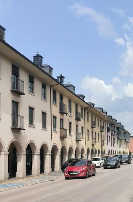 Property building, Neighbourhood, Street view, Location