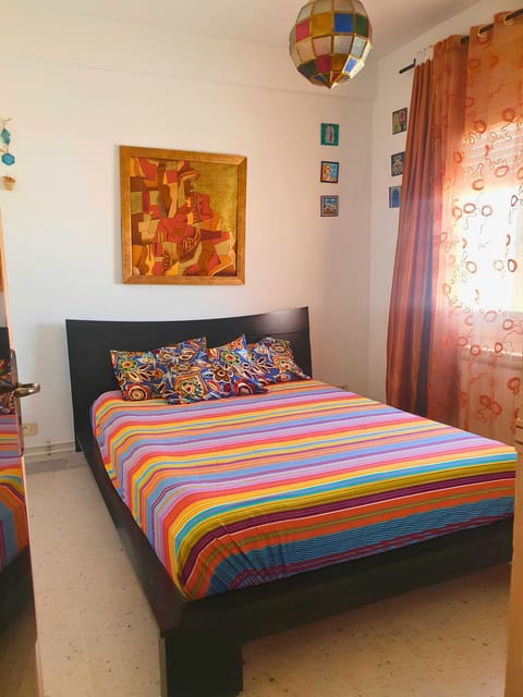 Nearby landmark, Spring, Bed, Day, View (from property/room), View (from property/room), Other, Other, Other, Photo of the whole room, Decorative detail, Decorative detail, Bedroom, On site, City view, City view, Seasons, Location, Sunrise, Sunset, heating, heating, air conditioner, air conditioner