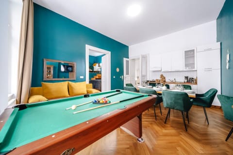 Billiard, Billiard, Living room, Dining area