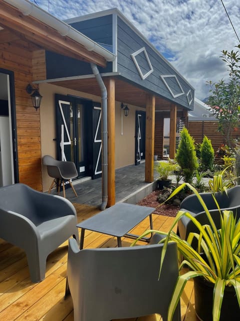 Property building, Garden