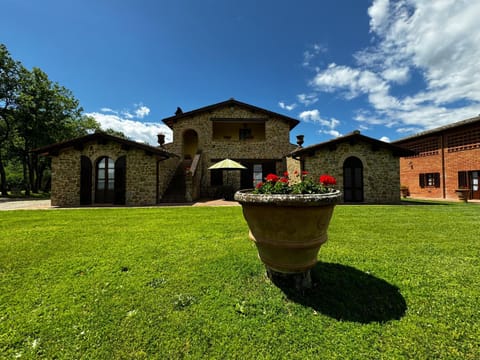 Agriturismo LeGi Toscana Farm Stay in Tuscany