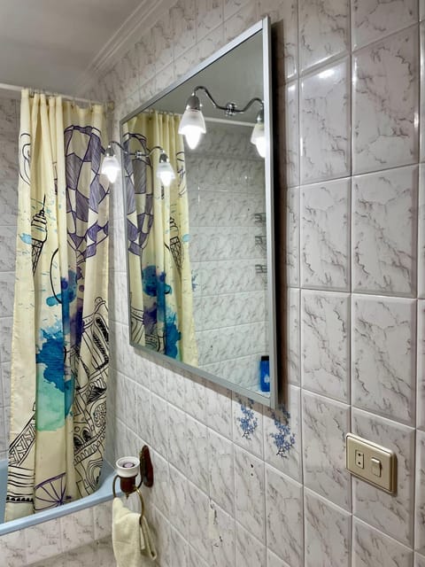 Amplitud y comodidad en Marín Centro Apartment in O Morrazo