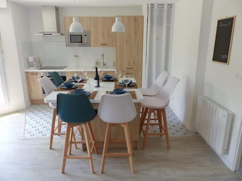 Appartement avec 2 chambres et parking privé Apartment in Lille