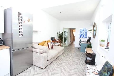 Newport House House in Newport