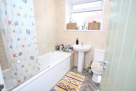 Newport House House in Newport