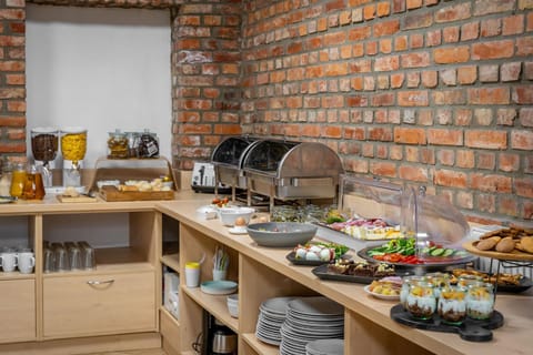 Food and drinks, Breakfast, Buffet breakfast