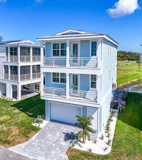 Bayview Pointe - Luxury home with heated pool! Near Anna Maria isle! House in Bradenton Beach