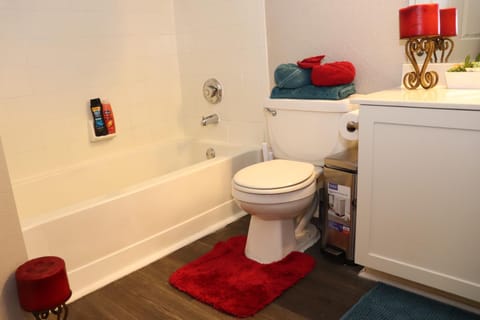 The Monthly stay Apartment for 8, pool and grill Apartment in Lake Oconee