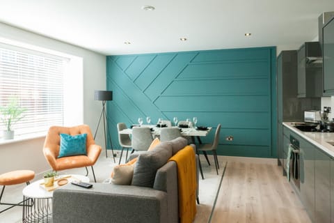 Kitchen or kitchenette, Living room, Seating area, Dining area