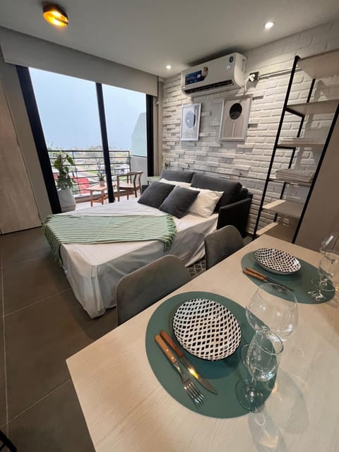 Bed, Living room, Photo of the whole room, Seating area, Bedroom
