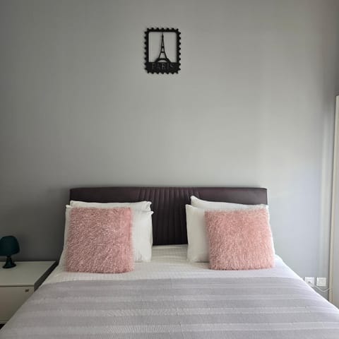 Appart Luxury village - 2025 Apartment in Montigny-le-Bretonneux