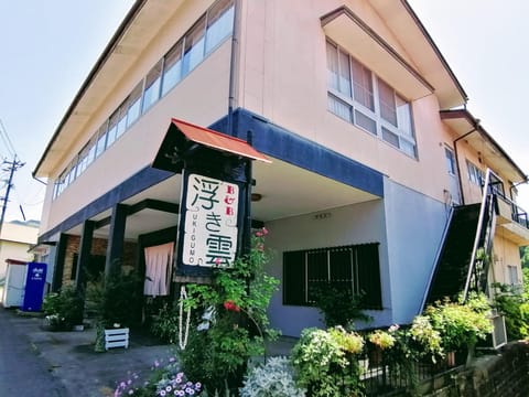 Property building, Day, Street view