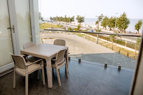 Natural landscape, Balcony/Terrace, Sea view