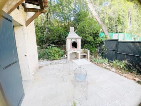 La Villa Lou Castel Villa in Sanary-sur-Mer