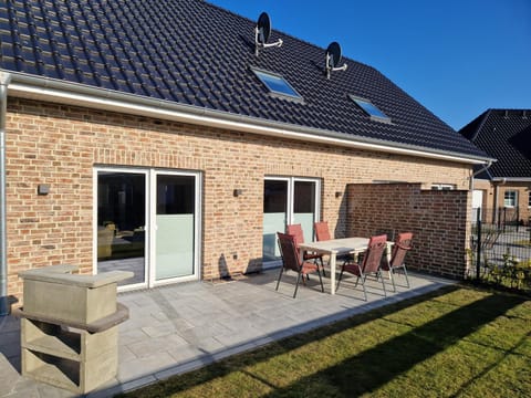 Wanger Meerbrise House in Wangerland