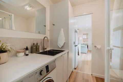 Bathroom, washing machine