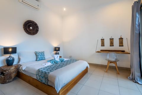 Villa Azure 1 - Private suite in shared Balinese pool villa near Echo Beach! Vacation rental in North Kuta