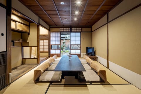 TV and multimedia, Living room, Seating area, Garden view, Garden view