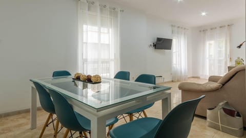 TV and multimedia, Living room, Dining area