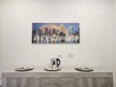 Coffee/tea facilities, Decorative detail