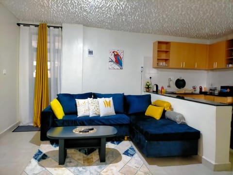 Kitchen or kitchenette, Seating area, Dining area