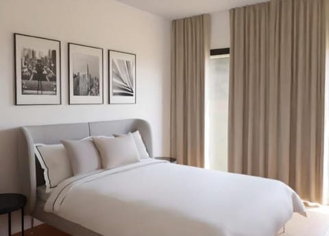 Madrid Suites Moncloa-Aravaca, SOLO CHECK IN ON LINE - PARKING GRATUITO Hotel in Madrid