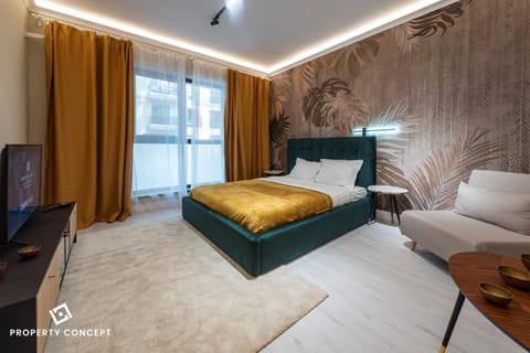 Bed, Living room, Photo of the whole room, Seating area, Bedroom