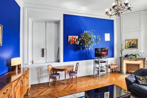 Le Quai Lassagne Apartment in Lyon