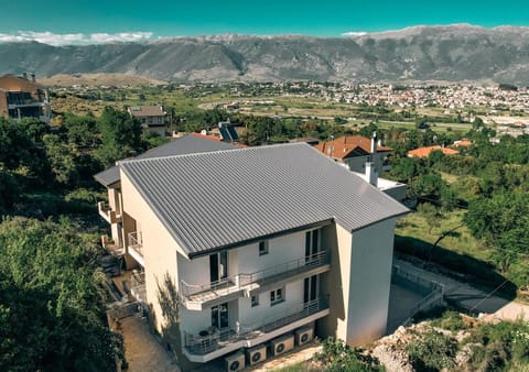 Property building, Bird's eye view