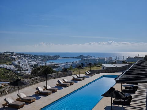 Day, Natural landscape, Sea view, Swimming pool, sunbed
