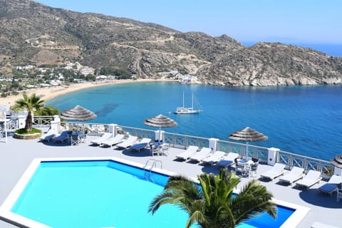 Neighbourhood, Natural landscape, Garden, Balcony/Terrace, Beach, Beach, Swimming pool, Swimming pool, Location