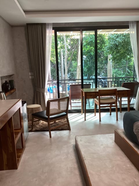 Seating area