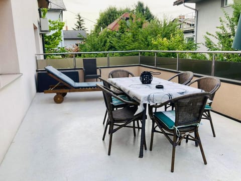 Balcony/Terrace, Seating area