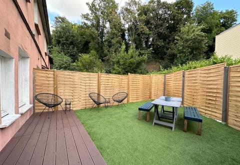 Patio, Garden, Balcony/Terrace, Garden view