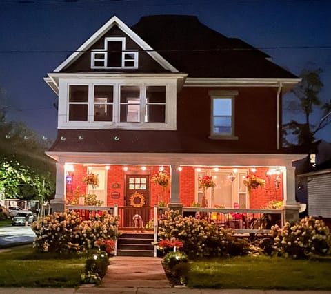 Property building, Street view