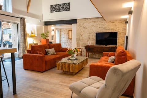 TV and multimedia, Living room