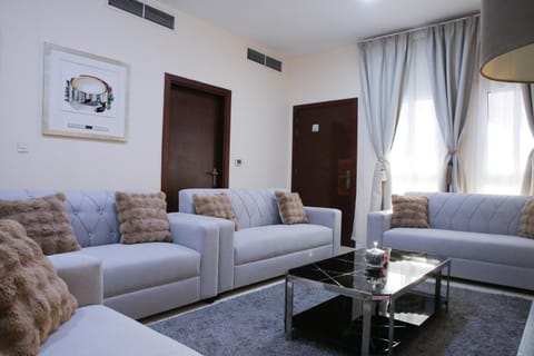 Living room, Seating area, air conditioner